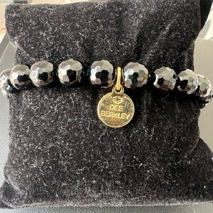 Dee Berkley “Wear Jewelry Be Happy” Black Glass Faceted Bracelet Size 6 1/4 B4